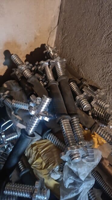 Гриф для гантель 
1штука 850 сом 
Новые