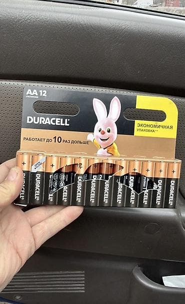 Duracell AA (LR6) — набор из 12 щелочных батареек в экономичной