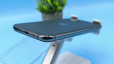 iphone 3: IPhone 11 Pro, Б/у, 256 ГБ, Серебристый, Чехол, 89 % — 3
