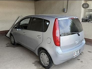 byd leopard 3: Mitsubishi Colt: 2003 г., 1.3 л, Бензин, Хэтчбэк — 2