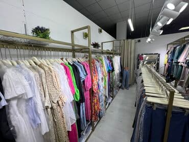 пристенное оборудование для магазина одежды: Кронштейн Для одежды, Материал: Металл, С подсветкой, Новый — 6