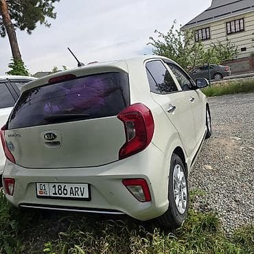 бесплатно машина: Kia Picanto: 2017 г., 1 л, Автомат, Бензин, Хэтчбэк — 4