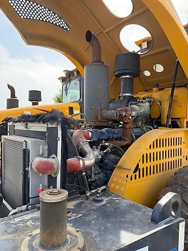 охладители: Продаю Каток грунтовый SHANTUI SR22M-C5 цена до сиб Бишкек - Тип — 7