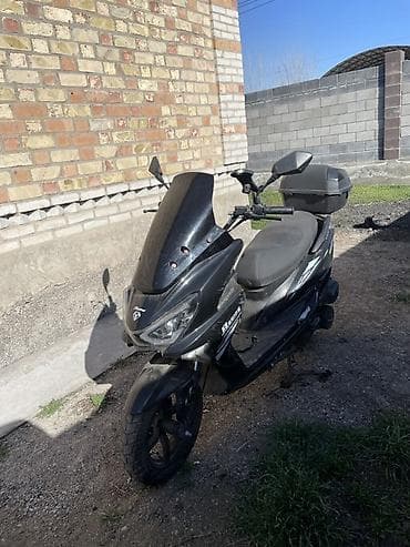 Макси-скутер 175 куб. см, Бензин, Б/у, В рассрочку at lalafo.kg Макси-скутер 175 куб. см, Бензин, Б/у, В рассрочку