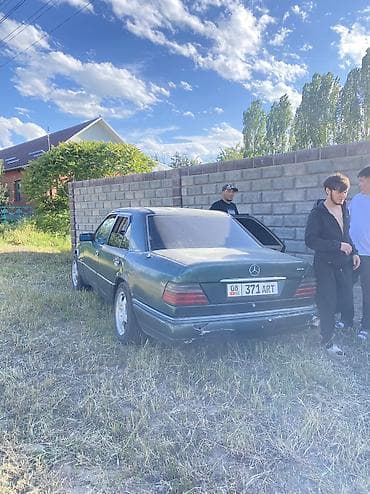 мухобойка на авто бишкек: Mercedes-Benz W124: 1995 г., 2 л, Кол менен иштөөчү, Бензин, Седан — 3