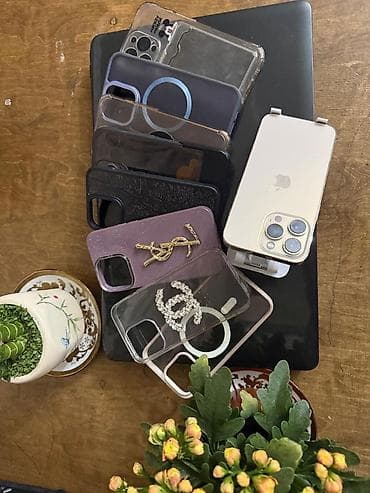 a 51: IPhone 13 Pro, Золотой, Чехол — 2