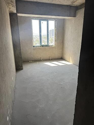 Продаётся помещение под квартиру/офис в черновой отделке. -