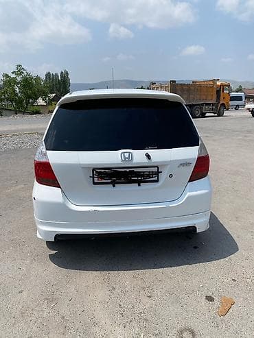 rd 1: Honda Fit: 2002 г., 1.5 л, Автомат, Бензин, Хэтчбэк — 7