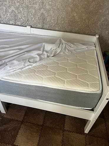 двухъярусный деревянный детский кровать: Детская кровать 1.80/80 с ортопедическим новым матрасом и наматрасник — 3