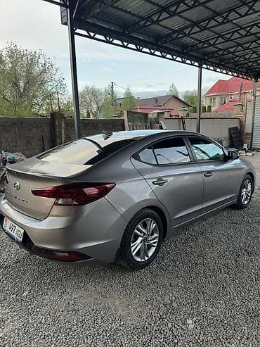 elantra: Hyundai Elantra: 2019 г., 2 л, Автомат, Бензин, Седан — 5