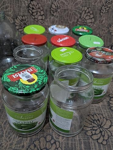Продаю банки 1 л - 12 шт 3 л - 4 шт 0.5 0.7 л - 12 шт Одадим все за