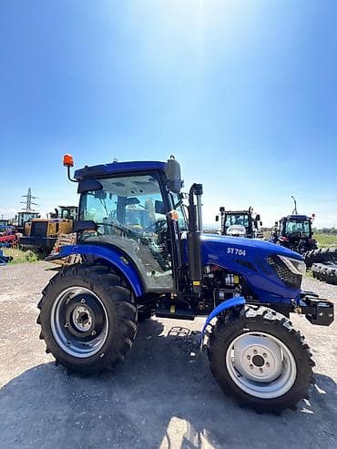 японские мини трактор: Колёсный трактор KASUN ST704 (кабина) - Полный привод 4x4, компактный — 3