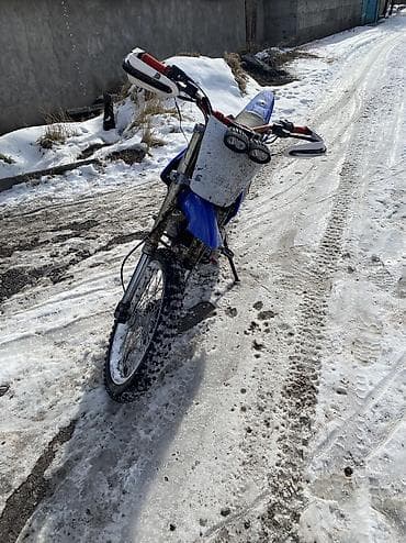 Кроссовый/эндуро мотоцикл в белом пластике - Тип: легкий внедорожный