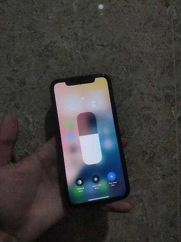 айфоны 9: IPhone 11, Новый, 128 ГБ, Черный, Чехол, 100 % — 2