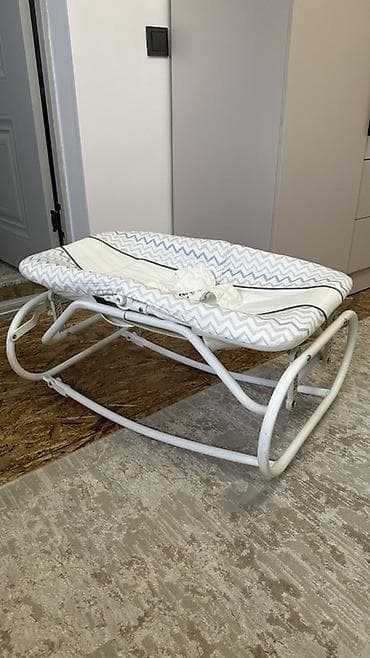 люлька коляска: Люлька, Б/у, Качалка, Металл, цвет - Белый, Самовывоз, Платная доставка — 2
