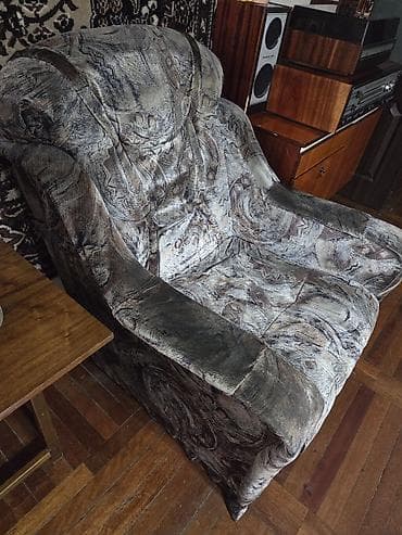 used bed: Продам мягкую мебель, диван и два кресла. Состояние хорошее — 5