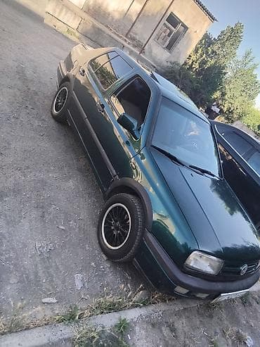 cl 63: Volkswagen Vento: 1996 г., 1.8 л, Механика, Газ, Седан — 2