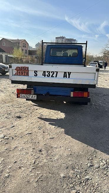 ниже рыночной: Mercedes-Benz Спринтер: 1999 г., 3 л, Ручные, Дизель, Бус — 5