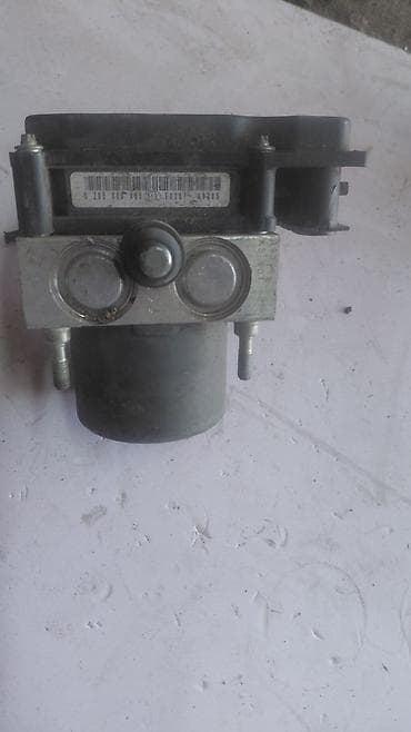 edix: Блок ABS Honda 2005 г., Б/у, Оригинал, Япония — 1