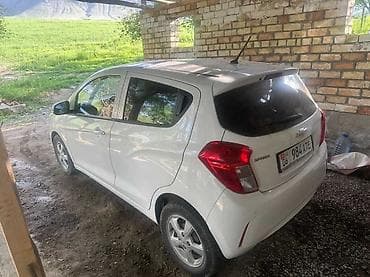 Chevrolet Spark: 2020 г., 1 л, Автомат, Бензин — 2