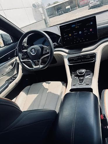 гак айон с: BYD Song Plus: 2022 г., Электромобиль, Кроссовер — 10