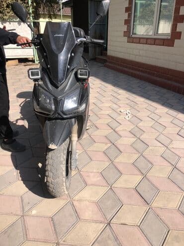 мотоцикл с автоматической коробкой передач: Скутеры — 5