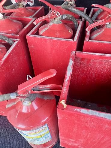 пломбы: Порошковые огнетушители, Объем: 5 - 10 л л — 4