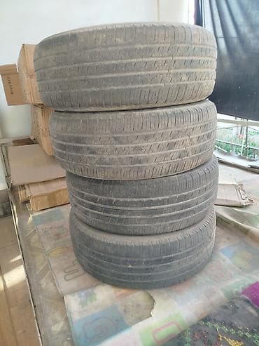 235 65 r18: Комплект из 4 автомобильных шин. Характеристики: - Размер: 235/60 R18 — 1