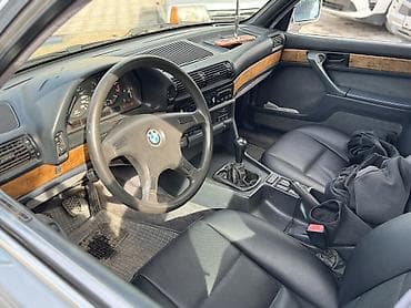 730: BMW 7 series: 1987 г., 3.5 л, Механика, Бензин, Седан — 7
