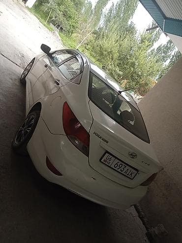 Hyundai Solaris: 2014 г., 1.6 л, Механика, Бензин — 5