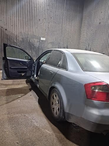 full construction: Audi A4: 2001 г., 1.8 л, Автомат, Бензин, Седан — 6