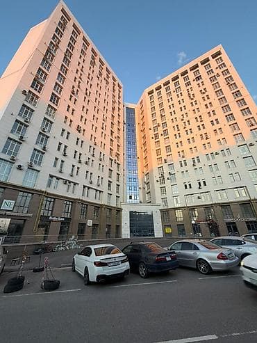 чуй алмаатинка: 2 комнаты, 65 м², Элитка, 11 этаж — 8