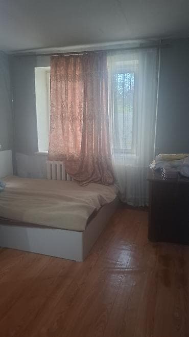 sofa bed: 1 кв кыздарды алабыз,Гагарина көчөсу
район Ак орго — 1