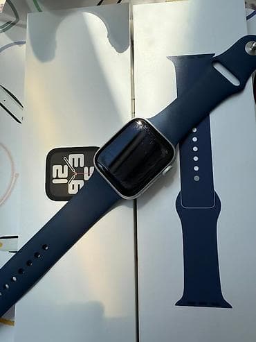 Apple Watch: Продаю срочно часы Apple Watch SE (Gen 2) 44 мм GPS В идеальном — 2