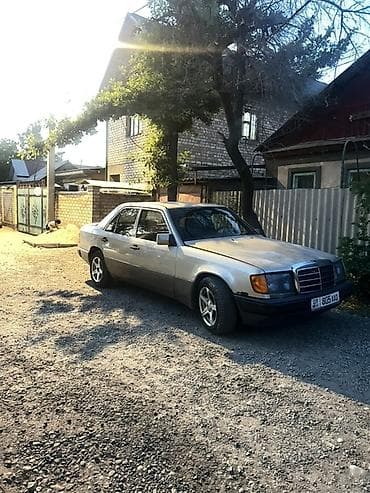 210 mers: Mercedes-Benz W124: 1990 г., 2.3 л, Механика, Бензин, Седан — 4