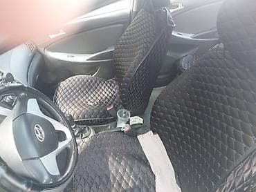 срочно только нал: Hyundai Solaris: 2012 г., 1.6 л, Ручные, Бензин, Седан — 6