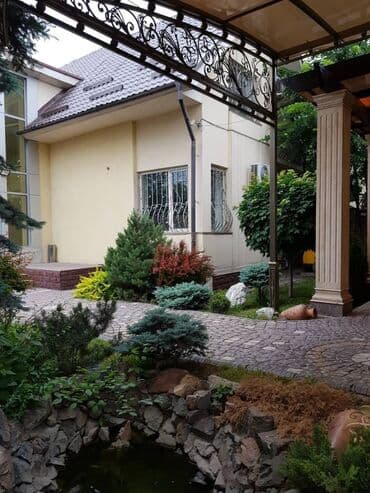 дом дорогой: 270 м², 7 комнат, Забор, огорожен, Кондиционер, Парковка — 2