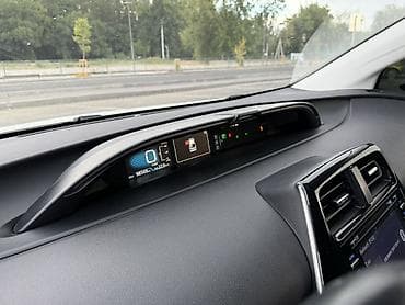 byd plus: Toyota Prius: 2019 г., 1.8 л, Автомат, Гибрид, Лифтбек — 9