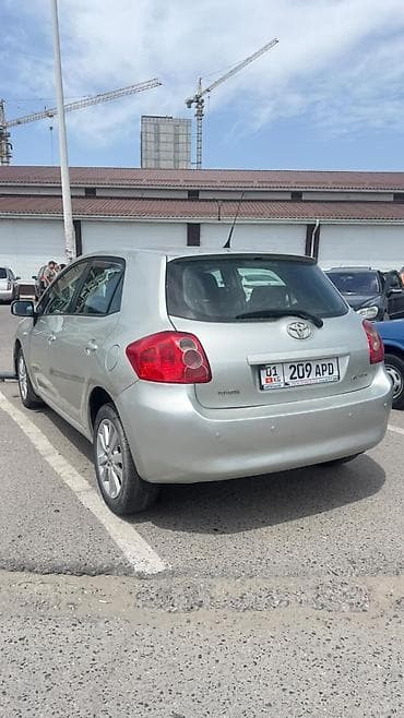 platz vitz: Toyota Auris: 2007 г., 1.6 л, Робот, Бензин, Хэтчбэк — 4