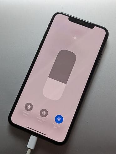 iphone zs: IPhone Xs Max, Б/у, 256 ГБ, Черный, Чехол, 100 % — 7