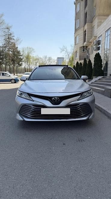 bid e5: Toyota Camry: 2018 г., 2.5 л, Автомат, Бензин, Седан — 2