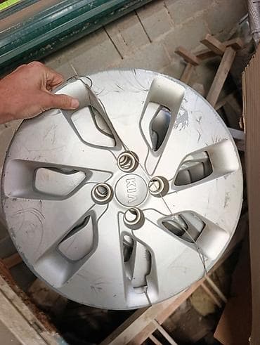 Колеса в сборе 185 / 65 / R 15, Зима, Б/у, Комплект, Легковые, Железные, отверстий - 4