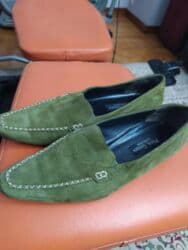 Киреге берилүүчү кийимдер: Продаю женские мокасины,чистая кожа- замша,шикарный цвет хаки,в — 20