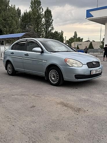 Продажа авто: Hyundai Verna: 2006 г., Бензин, Седан — 5