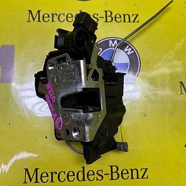 Замок двери Mercedes-Benz Оригинал, Япония