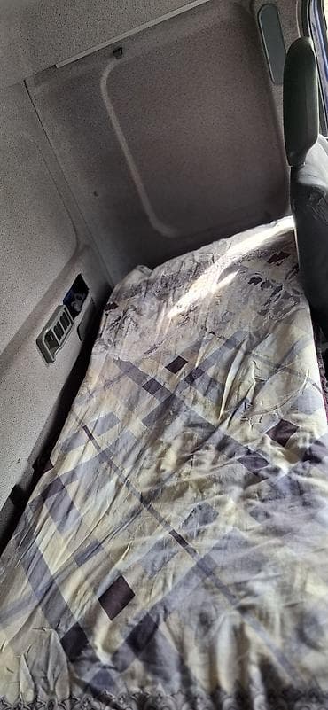 210 mers: Mercedes-Benz : 2000 г., 4.3 л, Механика, Дизель — 5