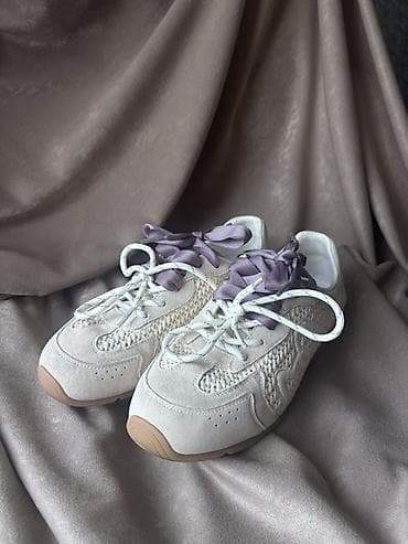 off white: Женские кроссовки в молочном цвете с плетёными вставками. Суперлегкие — 1