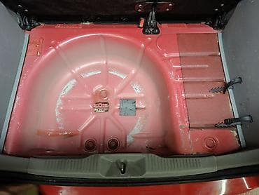 Скупка авто: Mazda Demio: 2004 г., 1.3 л, Механика, Бензин, Хэтчбэк — 8