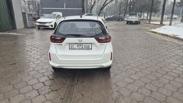 прием бу шин: Honda Fit: 2021 г., 1.5 л, Вариатор, Бензин, Хэтчбэк — 5