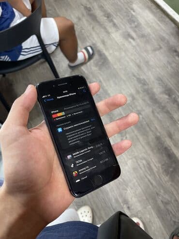 купить кнопочный сотовый телефон: IPhone 8, Колдонулган, 64 ГБ, Black Titanium, 100 % — 3
